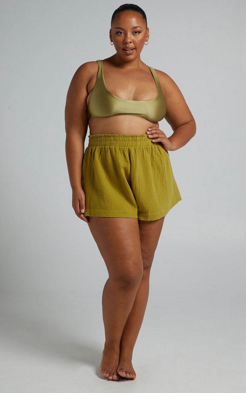 Showpo Donita Shorts - Elastic Waist Shorts Olive | BIDJQL674