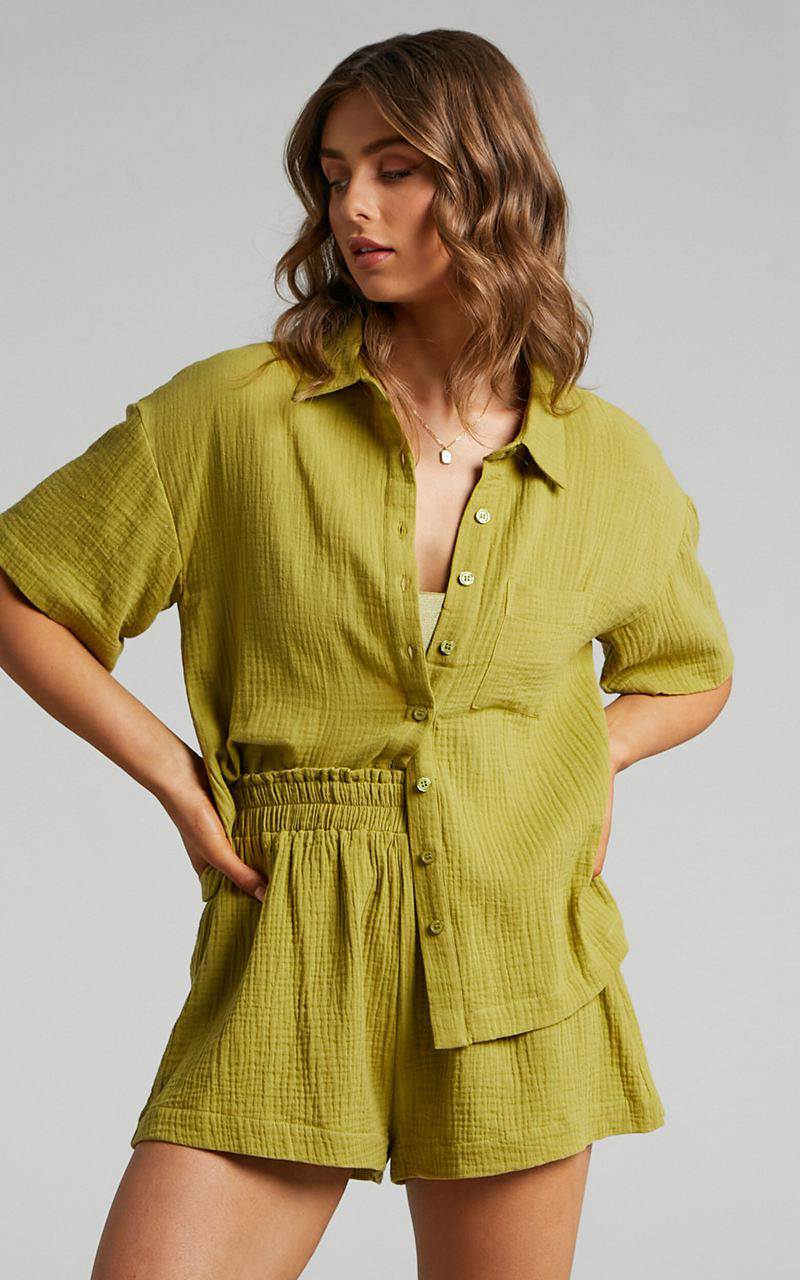 Showpo Donita Top - Button Up Shirt Top Olive | BPXEGU189