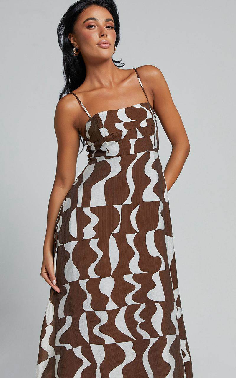 Showpo Elisabetta Midi Dress - Empire Waist A Line Dress Chocolate Mono Wave | TUDPAV678