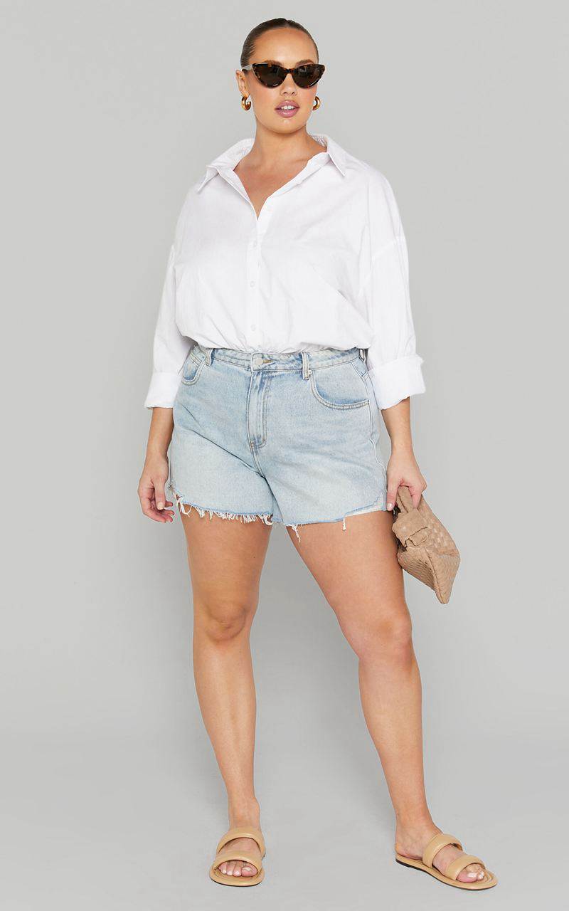 Showpo Eloisa Shorts - Recycled Cotton Raw Hem Denim Shorts Mid Blue Wash | TKFYZQ352