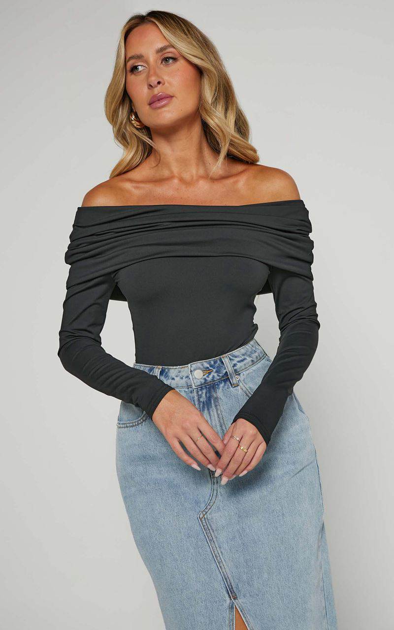 Showpo Ermalen Bodysuit - Folded Off Shoulder Long Sleeve Bodysuit Black | YHDFIA782