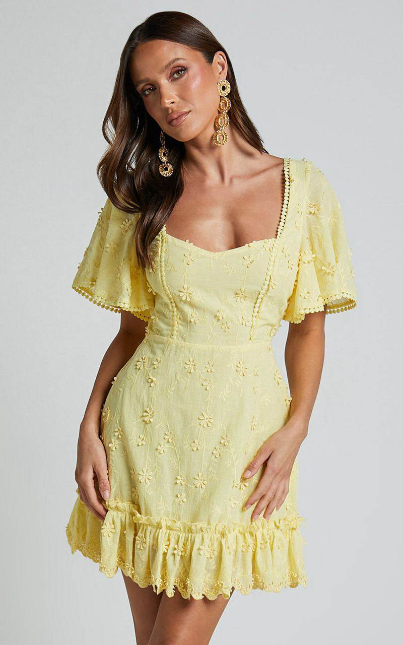 Showpo Fancy A Spritz Mini Dress - Square Neck Dress Lemon | ECUDJV254