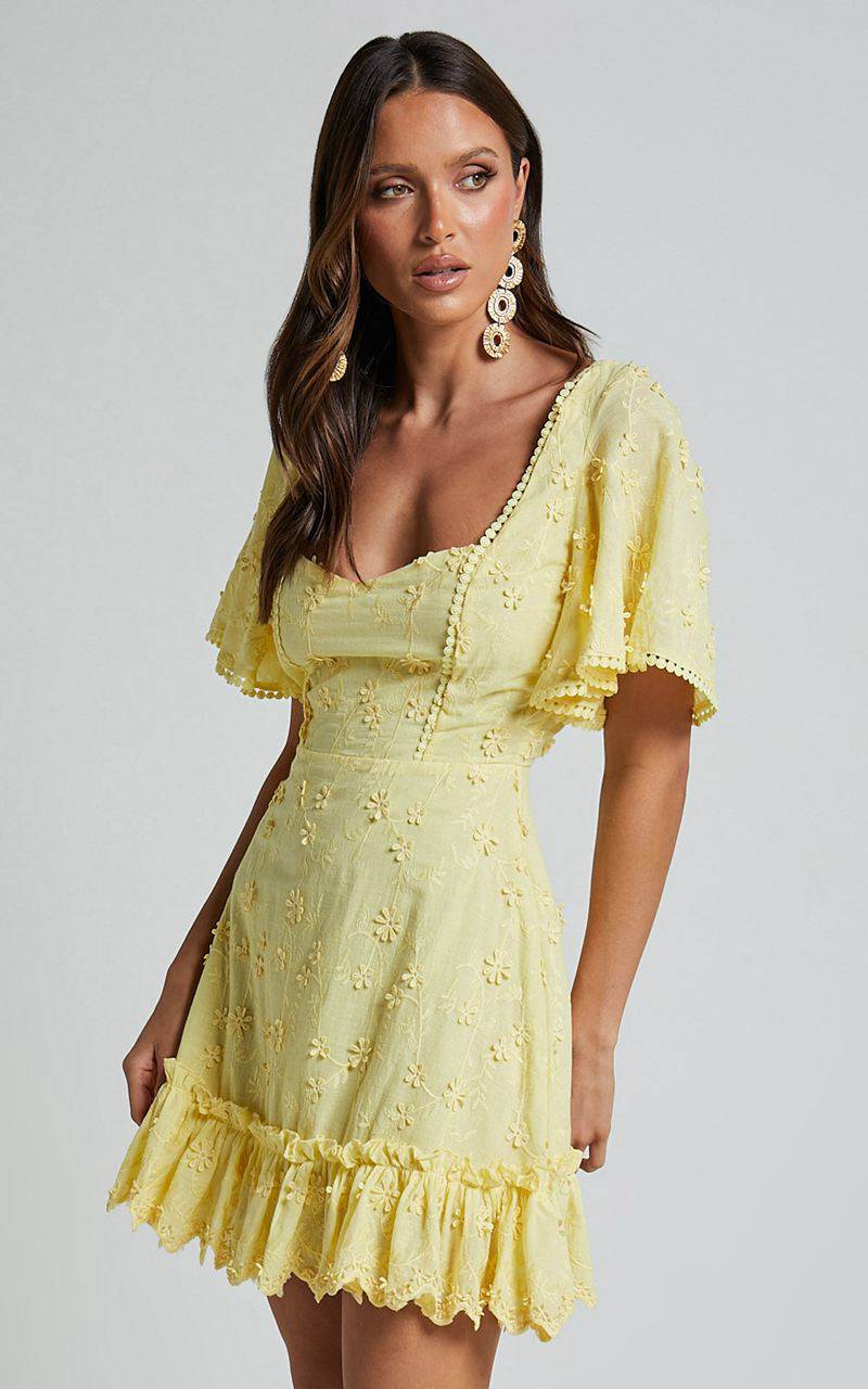 Showpo Fancy A Spritz Mini Dress - Square Neck Dress Lemon | ECUDJV254