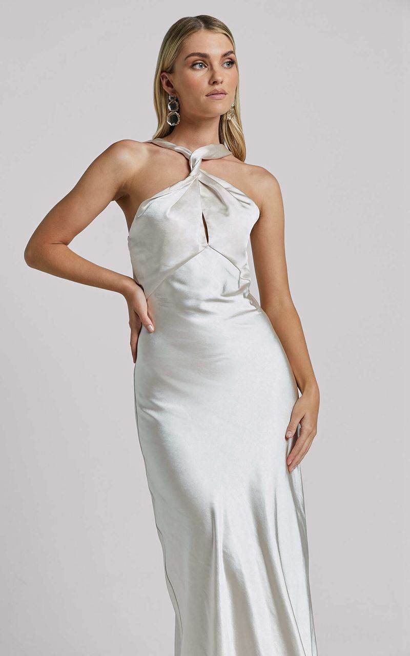 Showpo Florita Maxi Dress - Twist Halter Slip Ivory | NLXJTB684