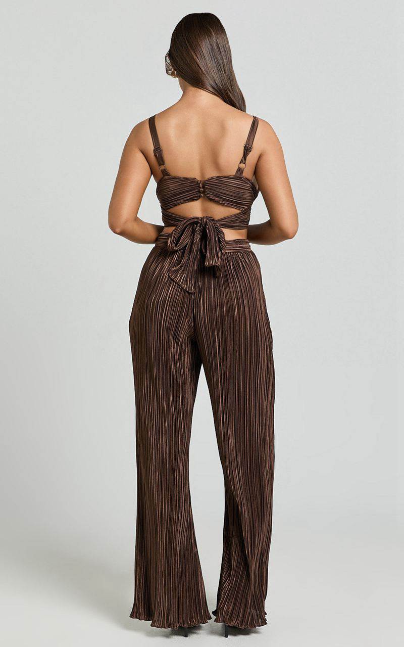 Showpo Gabby Two Piece Set - V Neck Twist Front Plisse Crop Top And High Waisted Plisse Relaxed Pants Chocolate | GAXEUW153