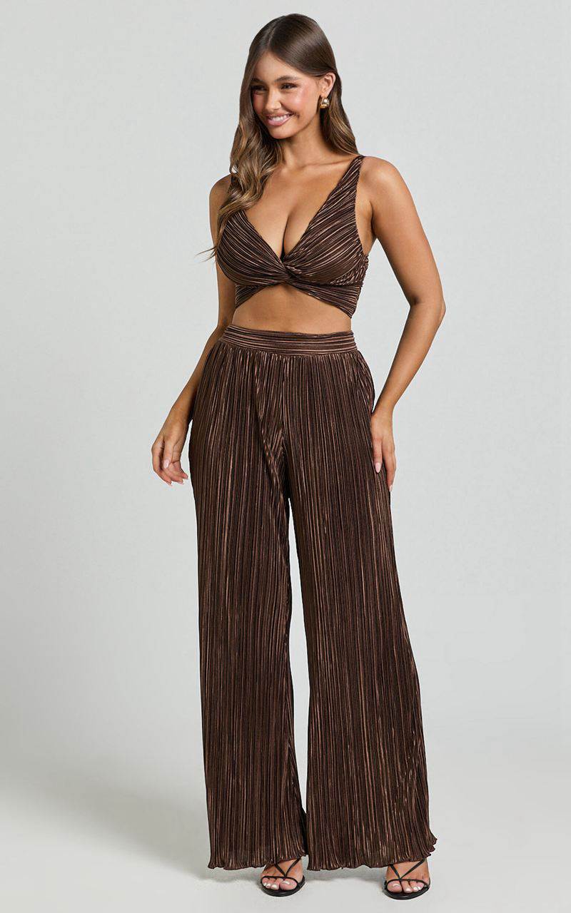 Showpo Gabby Two Piece Set - V Neck Twist Front Plisse Crop Top And High Waisted Plisse Relaxed Pants Chocolate | GAXEUW153