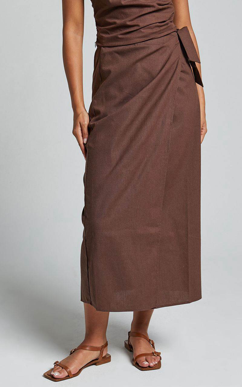 Showpo Genna Midi Skirt - Linen Look Wrap Skirt Chocolate | GCTQJR075