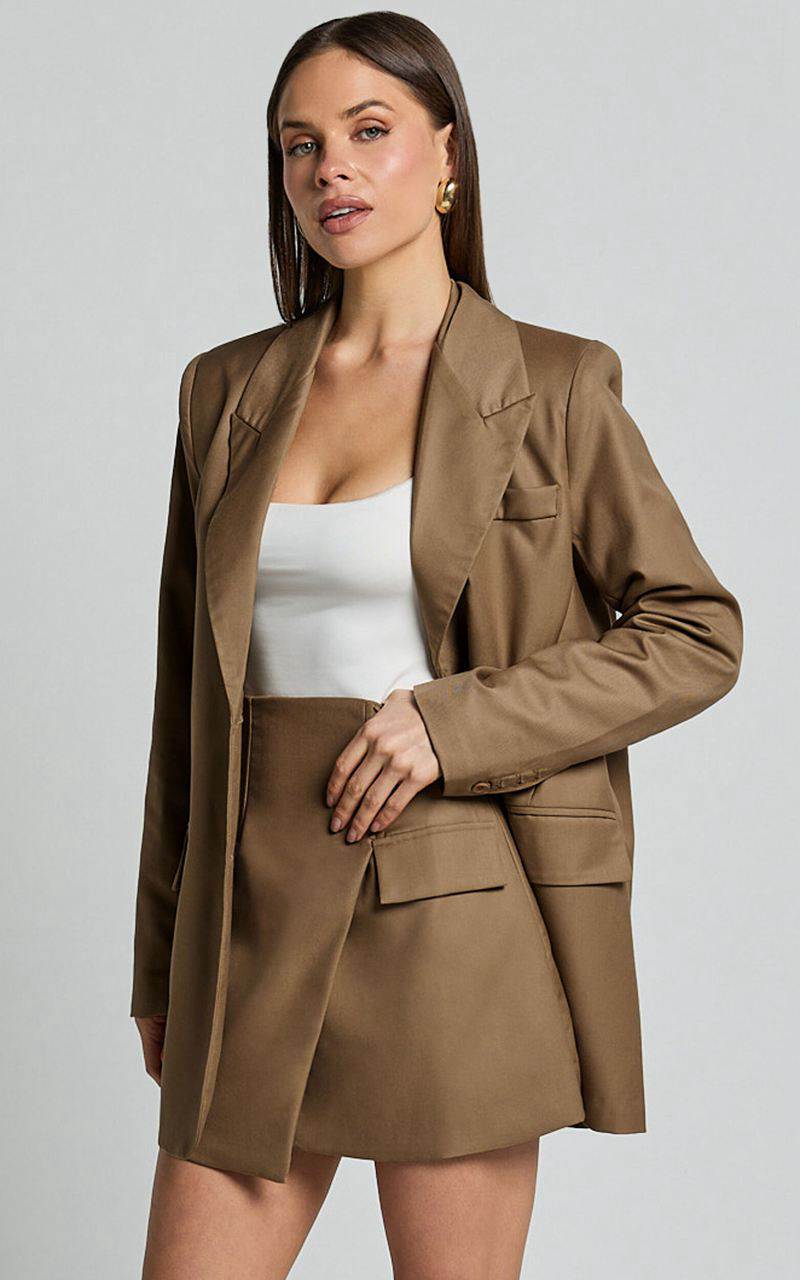 Showpo Haidy Blazer - Single Breasted Boyfriend Blazer Taupe | OHMGUL059