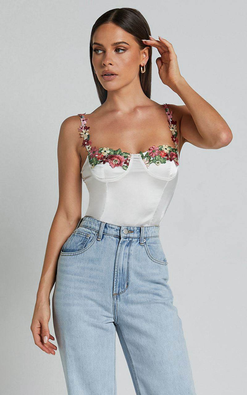 Showpo Harmony Top - Floral Detail Cup Bust Satin Crop Top White | WAYNQZ617