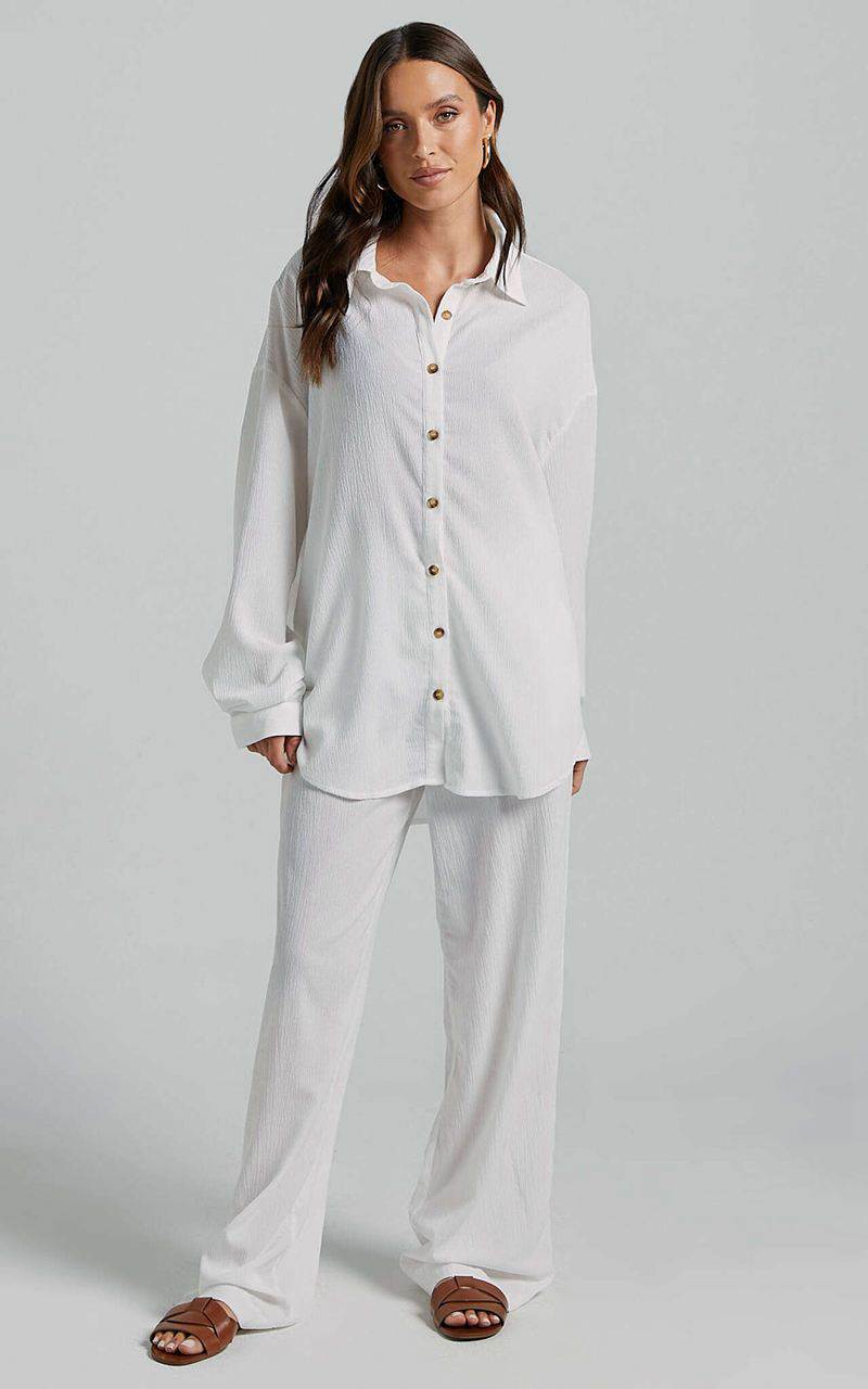 Showpo Isabeau Shirt - Relaxed Oversized Shirt White | EBGDLU650