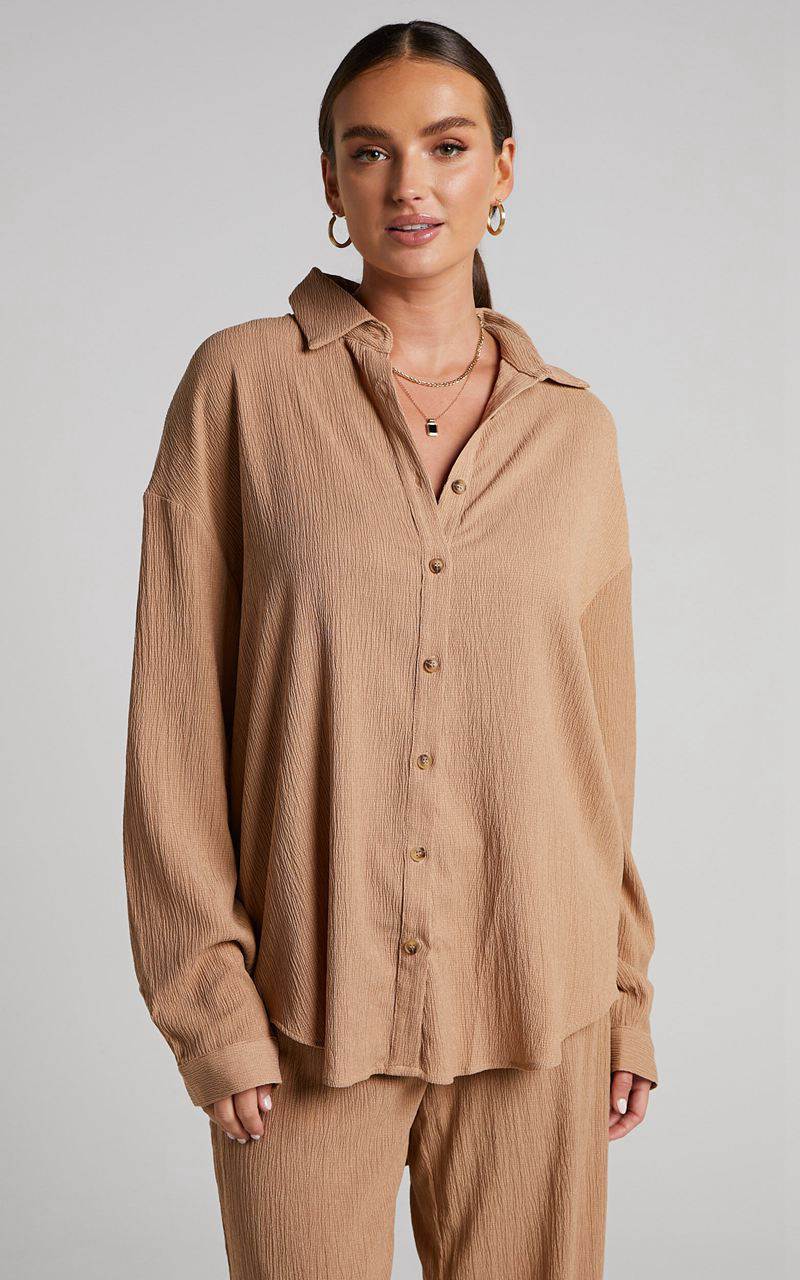 Showpo Isabeau Shirt - Relaxed Oversized Shirt Mocha | UYSPGW690