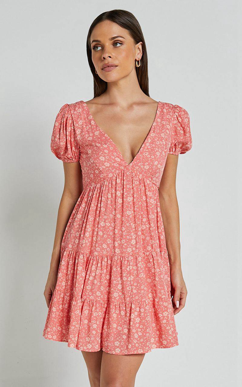 Showpo Isla Mini Dress - V Neck Tiered Dress Coral Floral | WBFUAC236