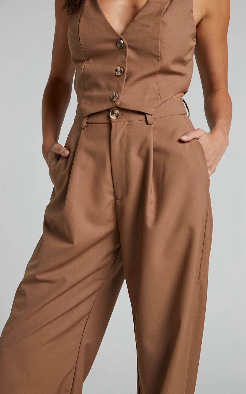 Showpo Izara Trousers - Mid Rise Relaxed Straight Leg Tailored Trousers Mocha | BLUNKD789