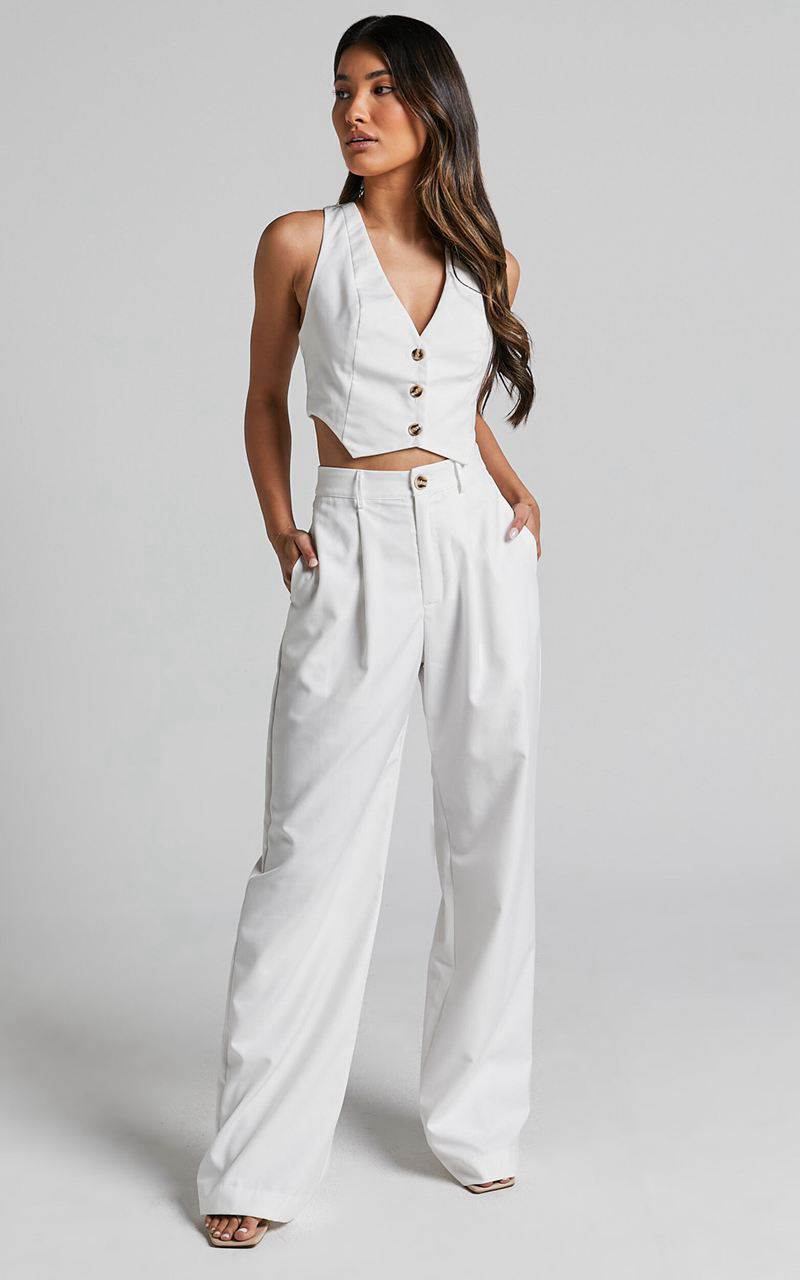 Showpo Izara Trousers - Mid Rise Relaxed Straight Leg Tailored Trousers Warm White | IHDAPK306