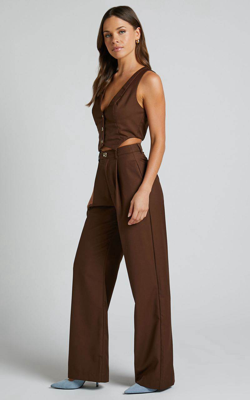 Showpo Izara Trousers - Mid Rise Relaxed Straight Leg Tailored Trousers Chocolate | CASDBP285