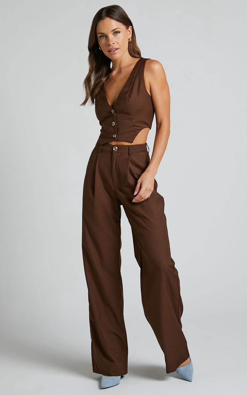 Showpo Izara Trousers - Mid Rise Relaxed Straight Leg Tailored Trousers Chocolate | CASDBP285