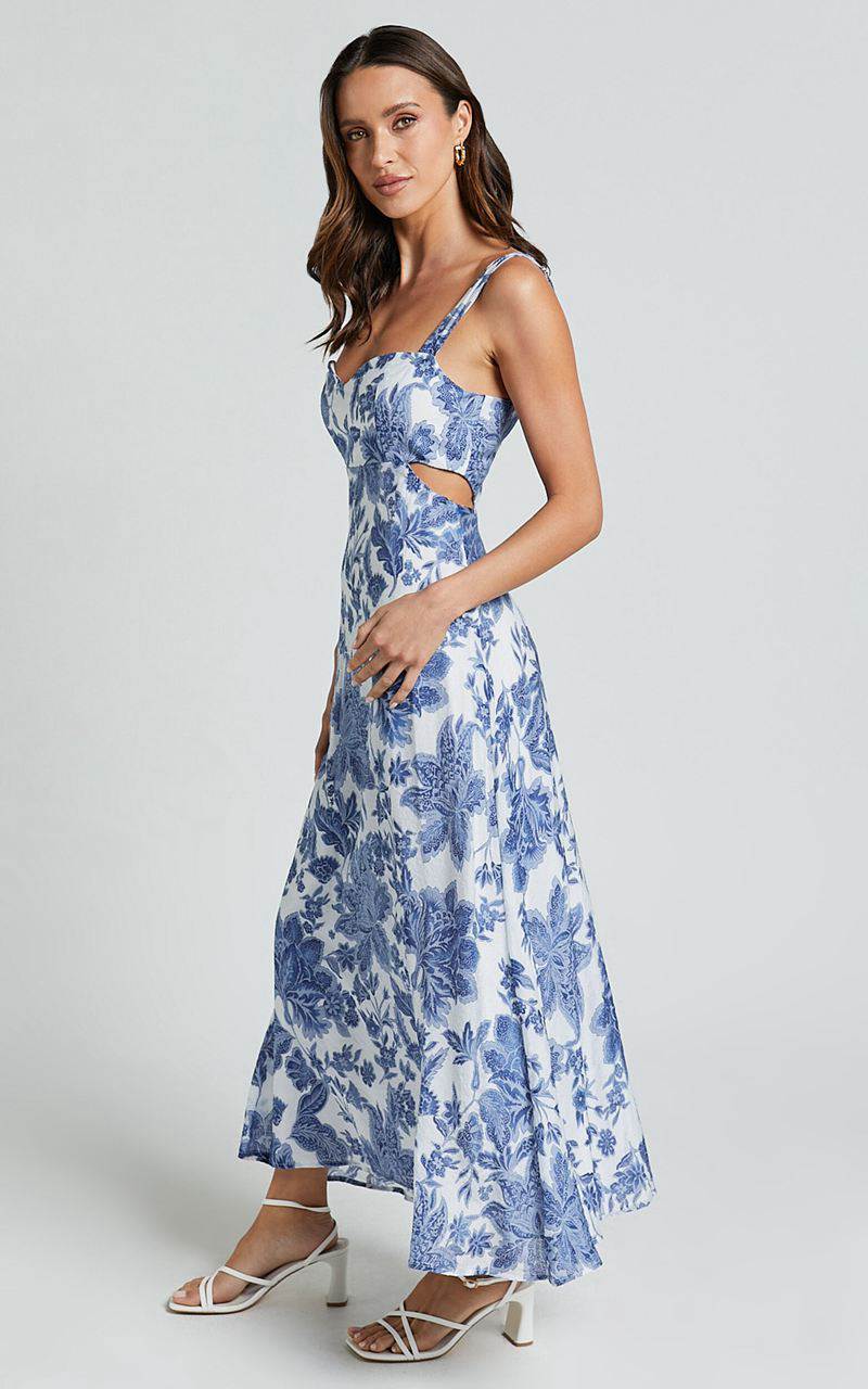 Showpo Jackleyn Midi Dress - Sweetheart A Line Dress Blue Floral | PAFGRQ437