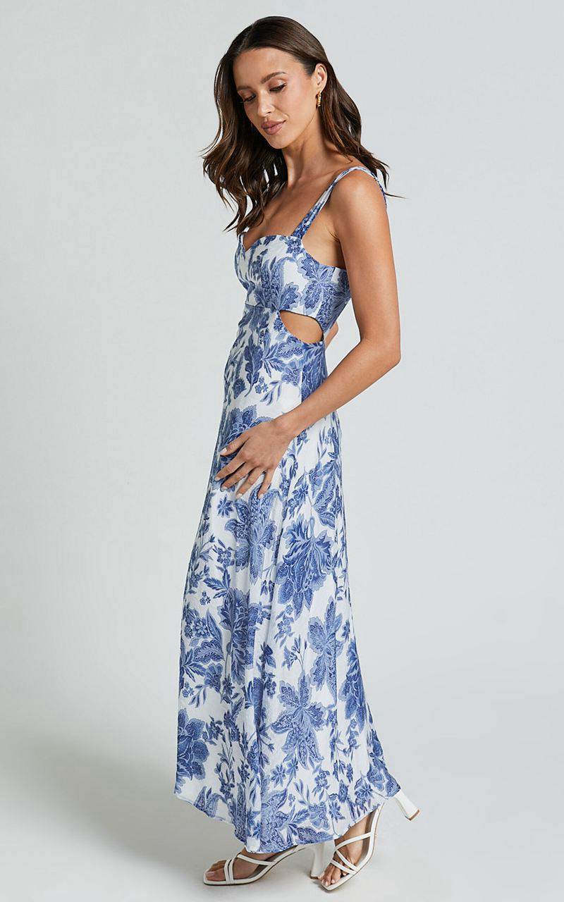 Showpo Jackleyn Midi Dress - Sweetheart A Line Dress Blue Floral | PAFGRQ437