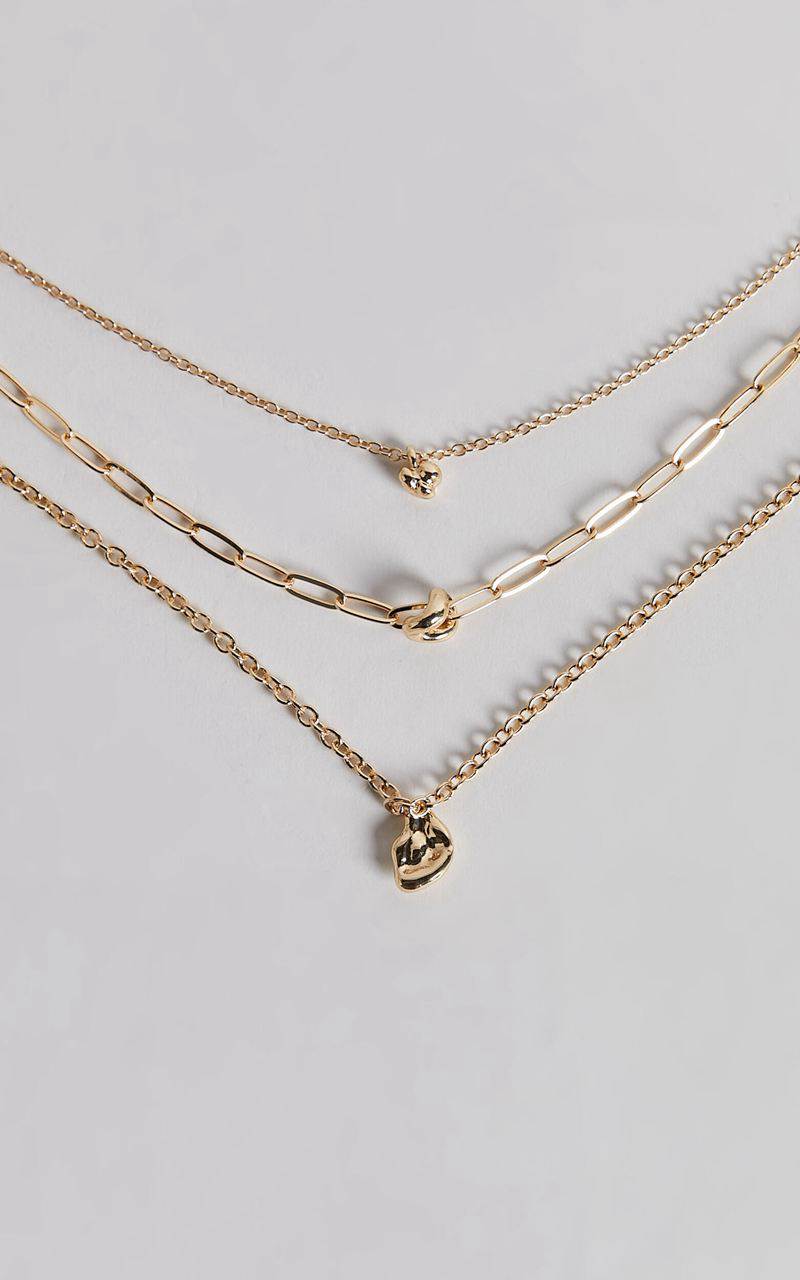 Showpo Jagger Necklace Set - Pack Of 3 Gold | ZISTRO169