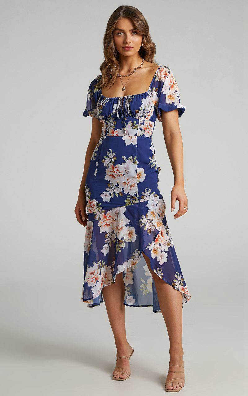 Showpo Jasalina Midi Dress - Puff Sleeve Dress Royal Floral | GLEQFO547