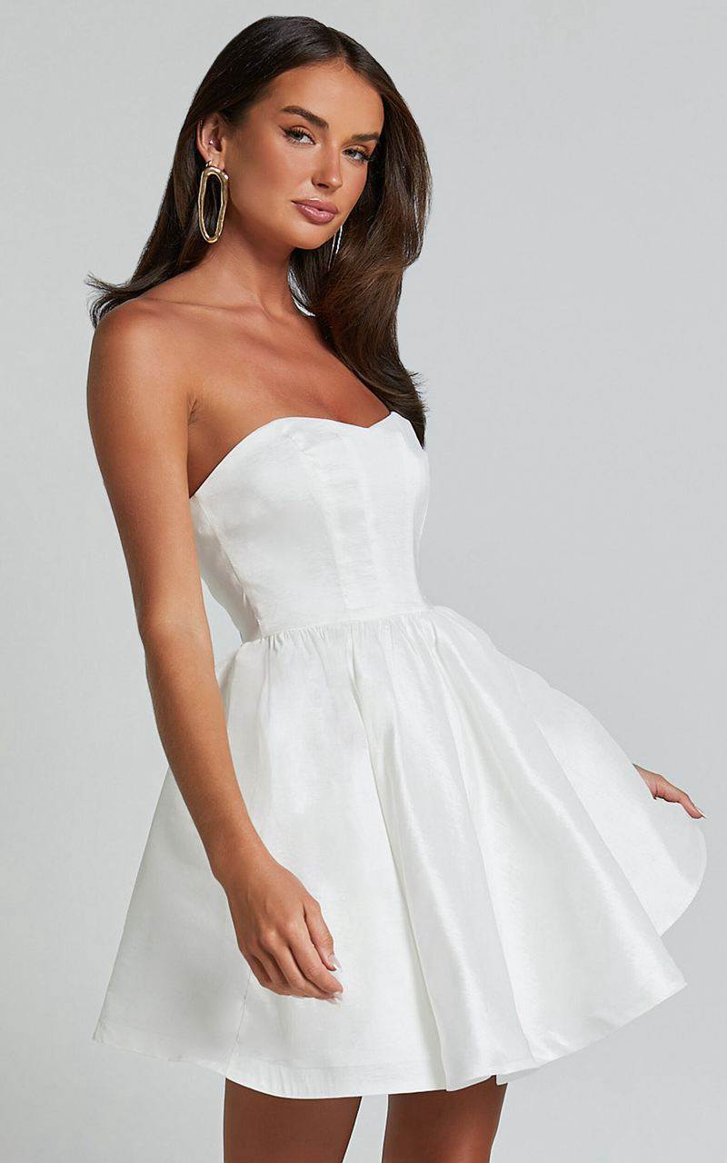 Showpo Jayde Mini Dress - Strapless Sweetheart Fit And Flare Dress White | UOZKJT149