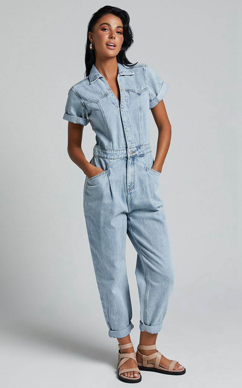 Showpo Jordyn Jumpsuit - Short Sleeve Collared Button Through Denim Jumpsuit Light Blue | YSOEPN682