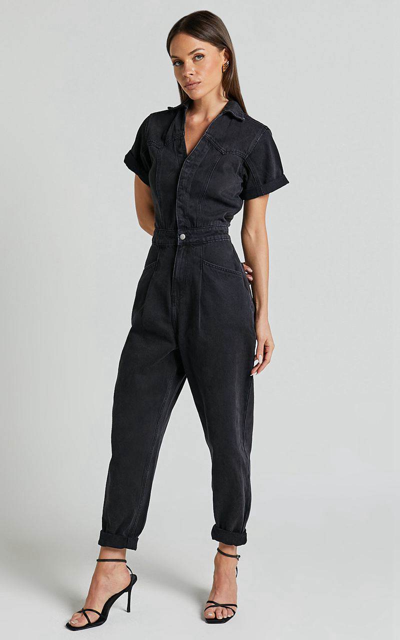 Showpo Jordyn Jumpsuit - Short Sleeve Collared Button Through Denim Jumpsuit Black Wash | PEKMYX781