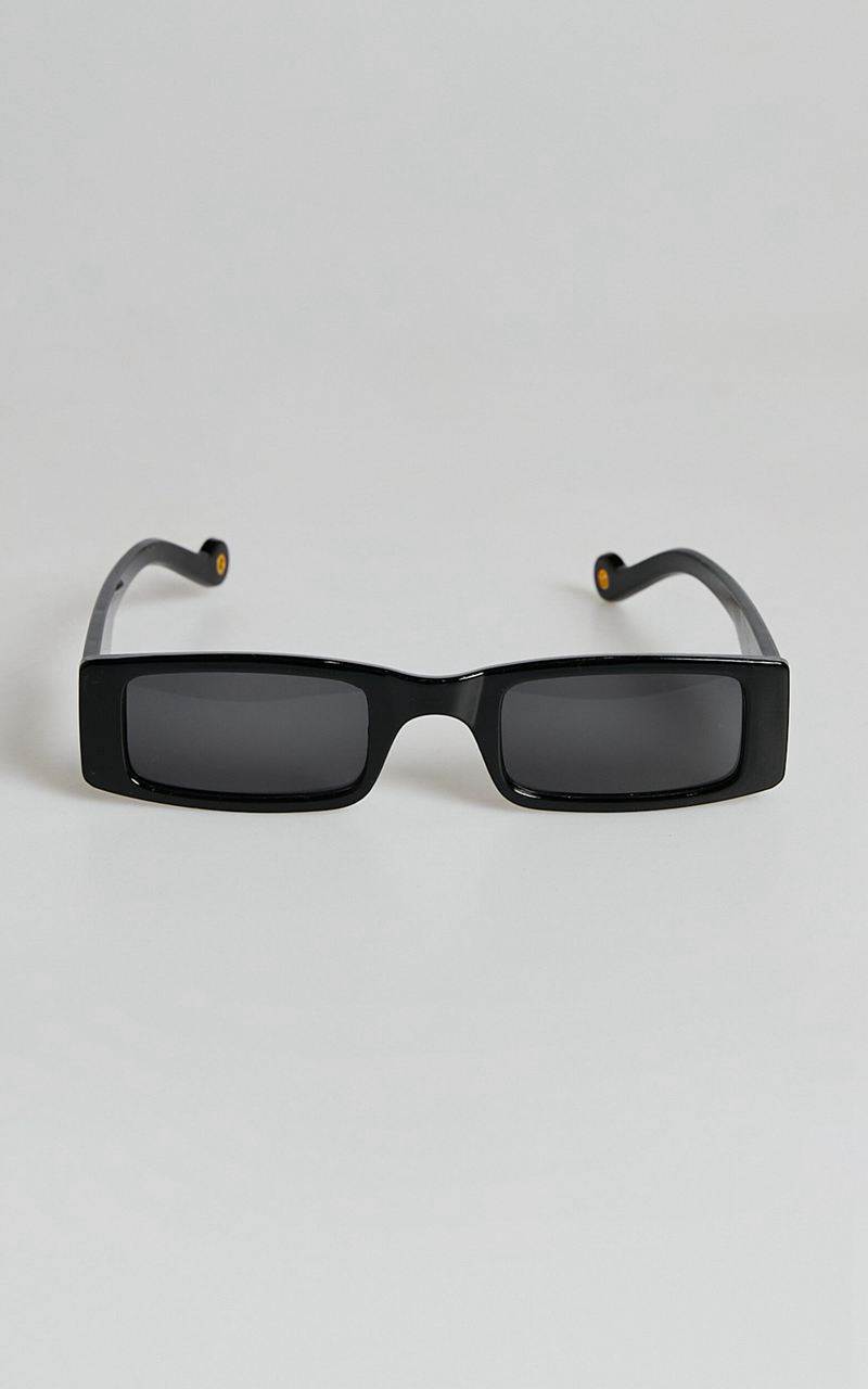 Showpo Jorgelina Rectangle Sunglasses Black | NYAKLW821