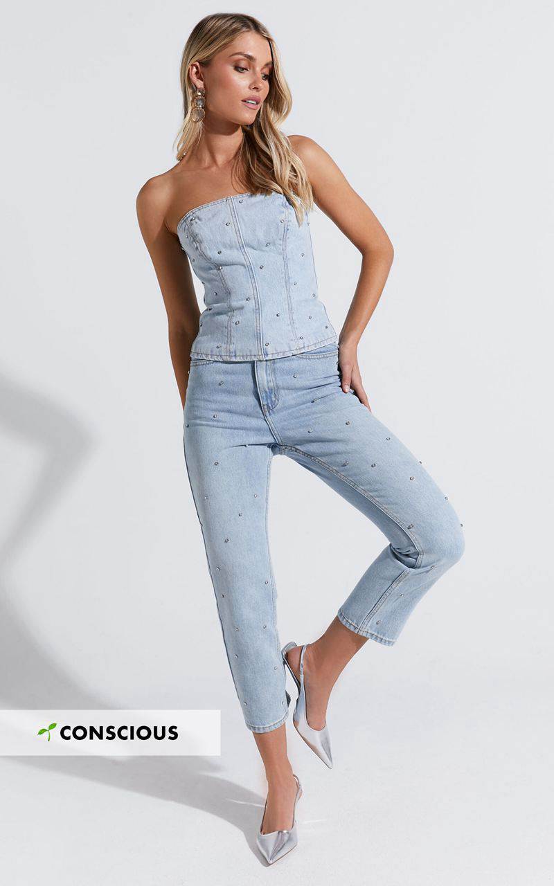 Showpo Karter Jeans - High Waisted Rhinestone Straight Leg Denim Jeans Light Blue Wash | AKMOFE630