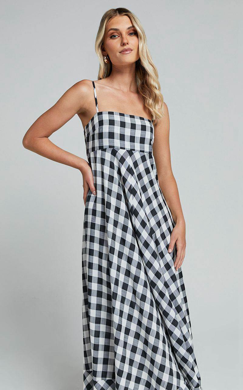 Showpo Katrien Maxi Dress - Strappy Empire Waist Flare Dress Black And White Check | FQVKCD659