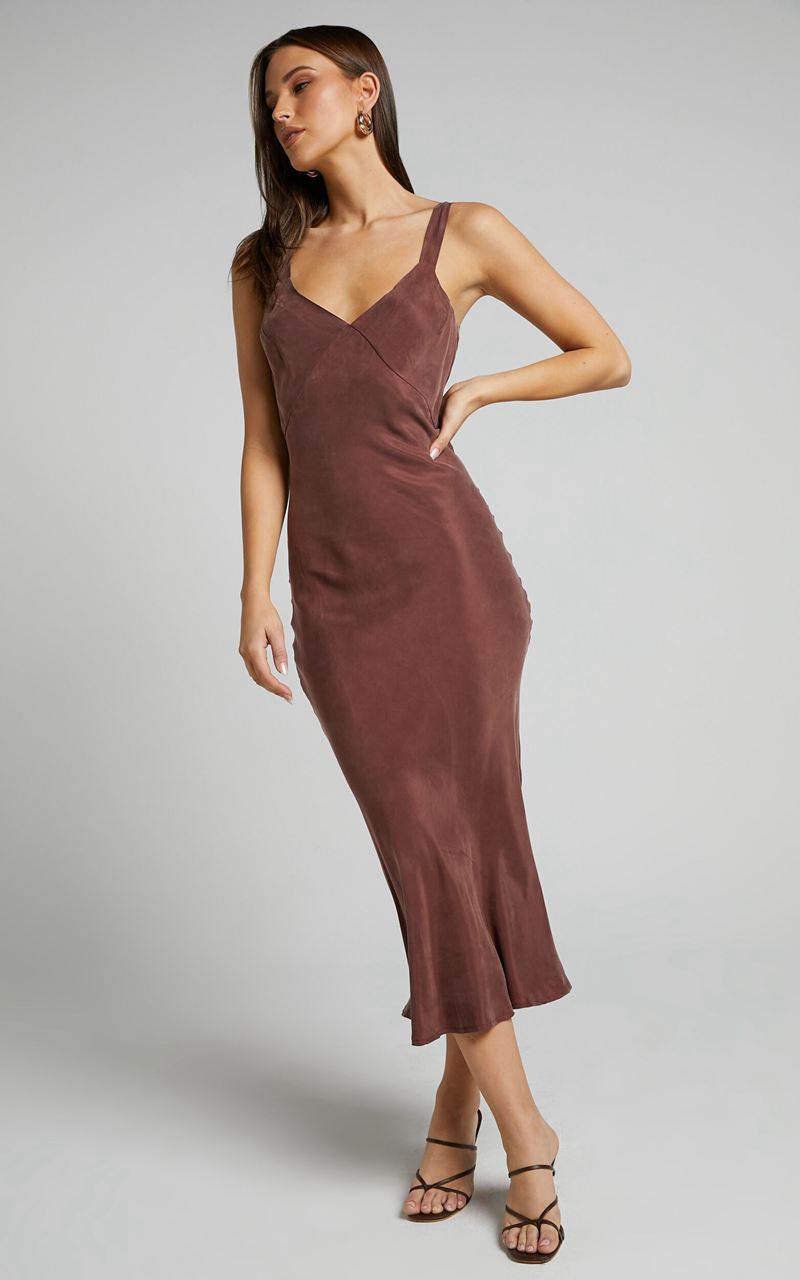 Showpo Kaya Midi Dress - Cupro Slip Dress Chocolate | OIKEZW541