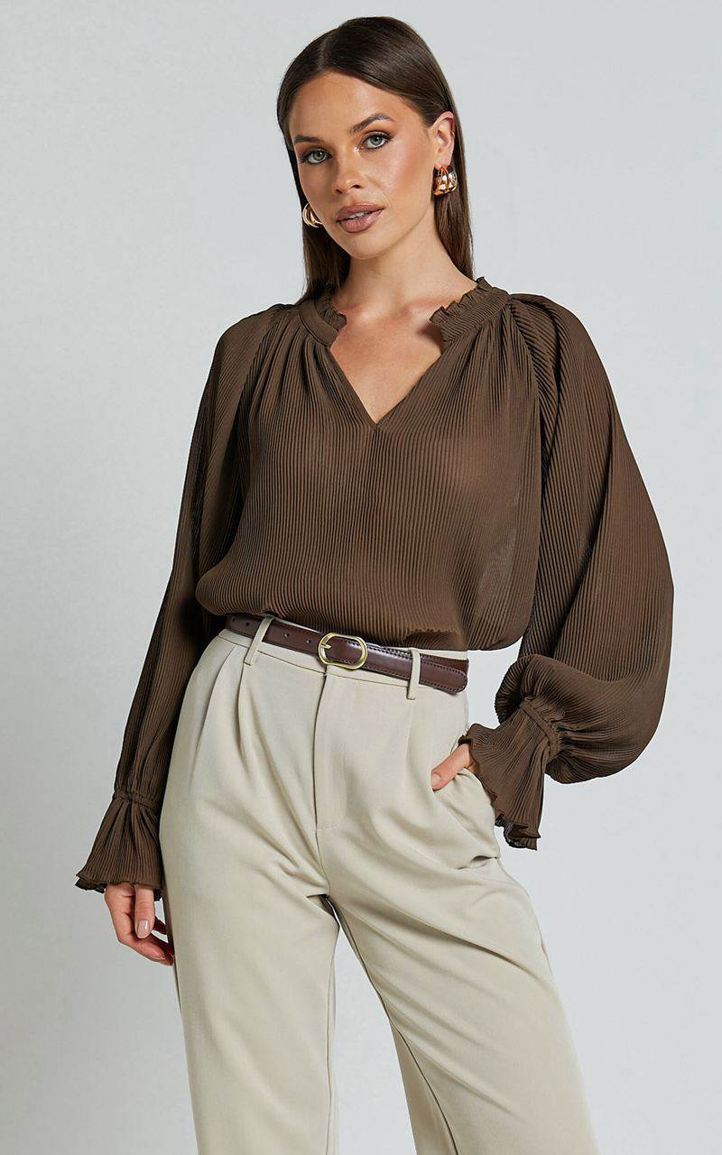 Showpo Kerray Top - V Neck Long Sleeve Pleated Top Mocha | UXMGEH871