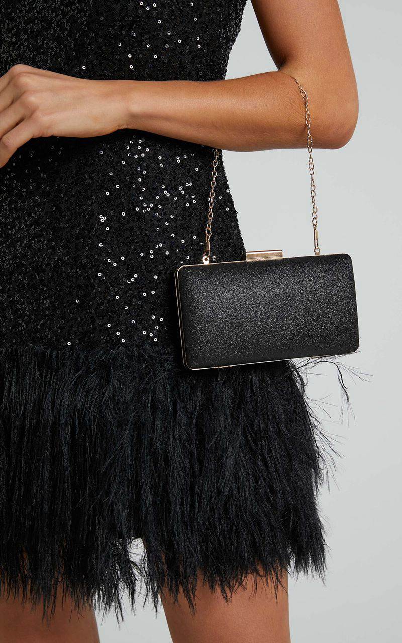 Showpo Kiara Glitter Clutch Black | MIPBER183