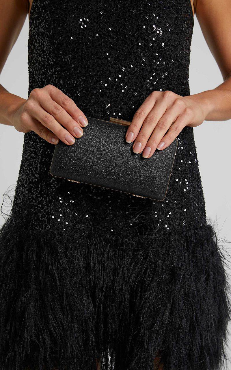 Showpo Kiara Glitter Clutch Black | MIPBER183