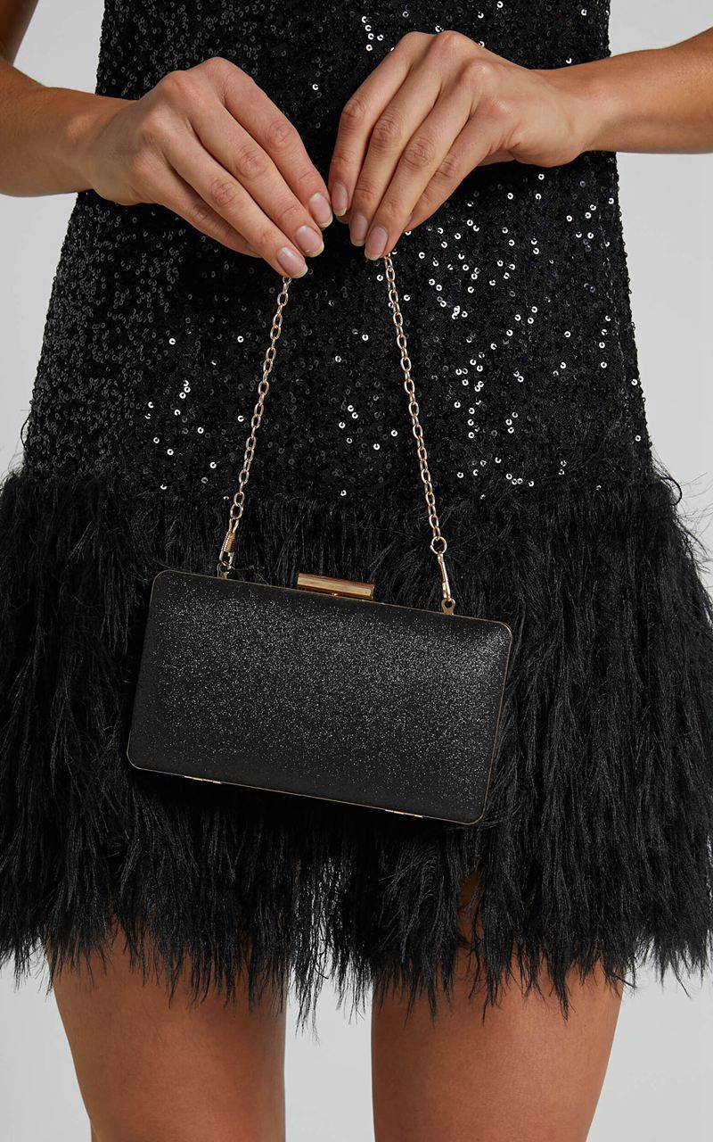 Showpo Kiara Glitter Clutch Black | MIPBER183