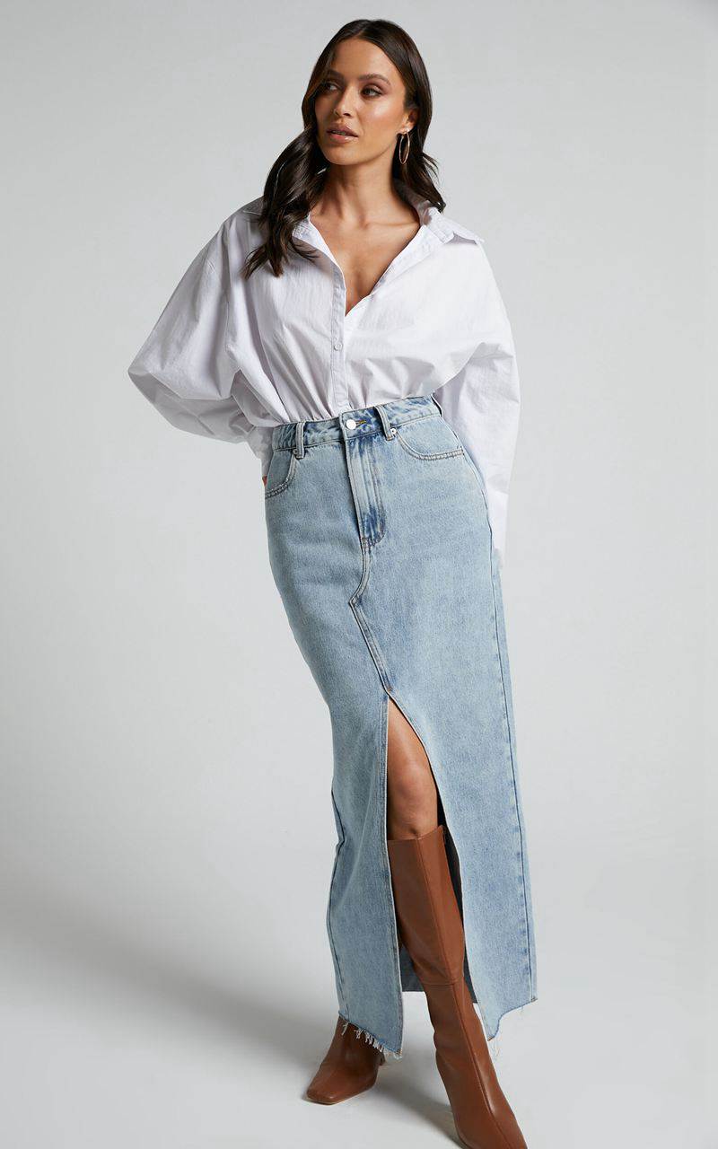 Showpo Kira Midi Skirt - Front Split Denim Skirt Light Blue Wash | XQCHMW240