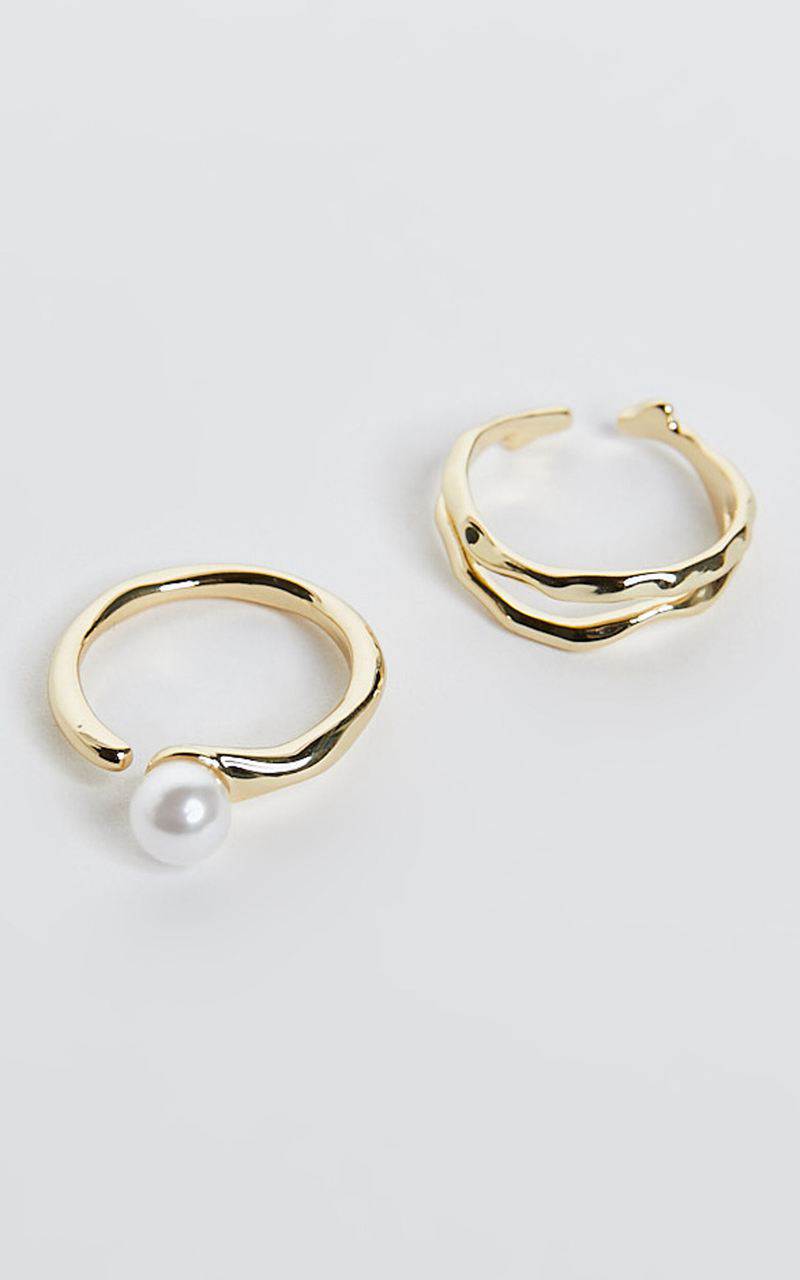 Showpo Lainey Rings - 3 Pack Gold Pearl Ring Set Gold | EPXWRQ904