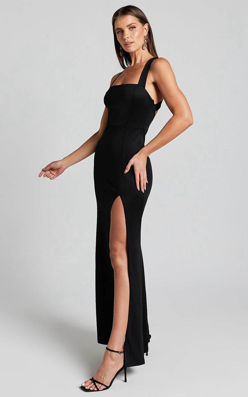 Showpo Lainie Maxi Dress - Straight Neck Thigh Split Cross Back Black | QDJIMA374