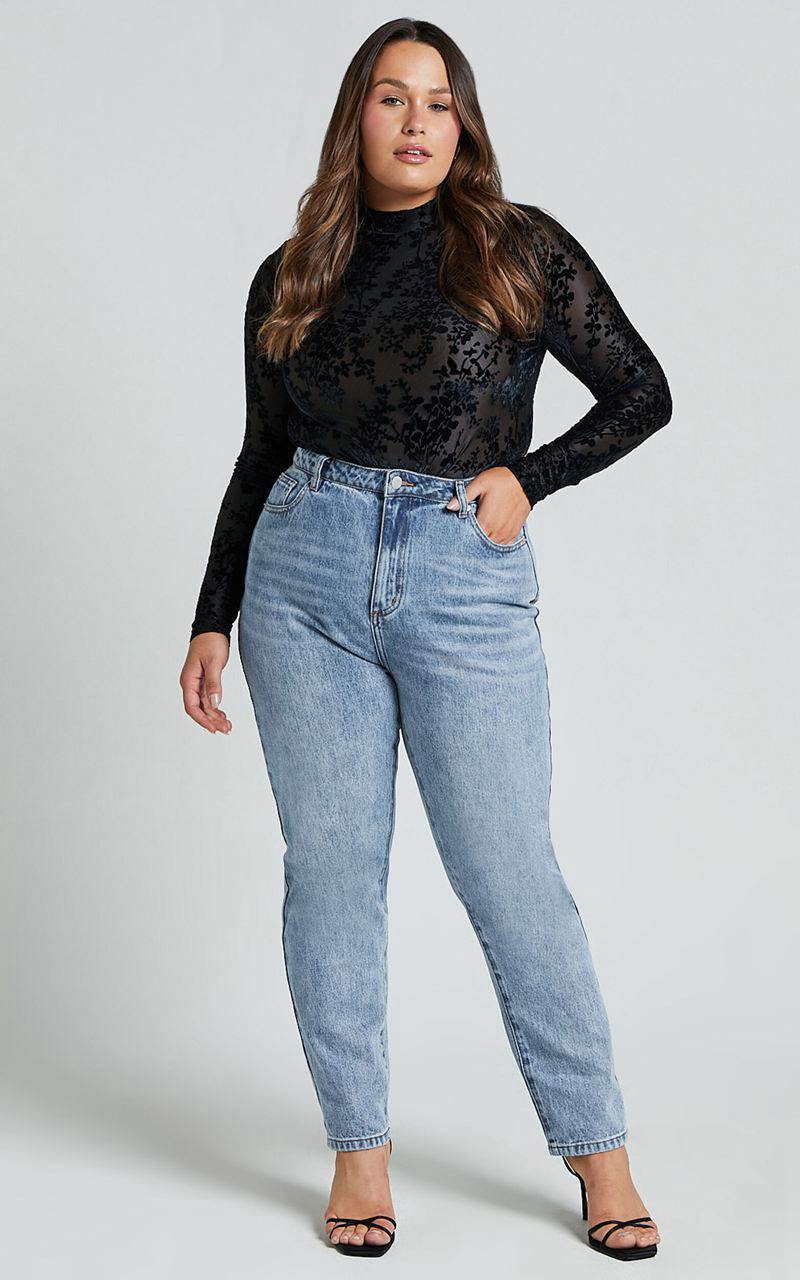 Showpo Laura Bodysuit - Longsleeve Velvet Burn Out Bodysuit Black Floral | MPCVXQ254