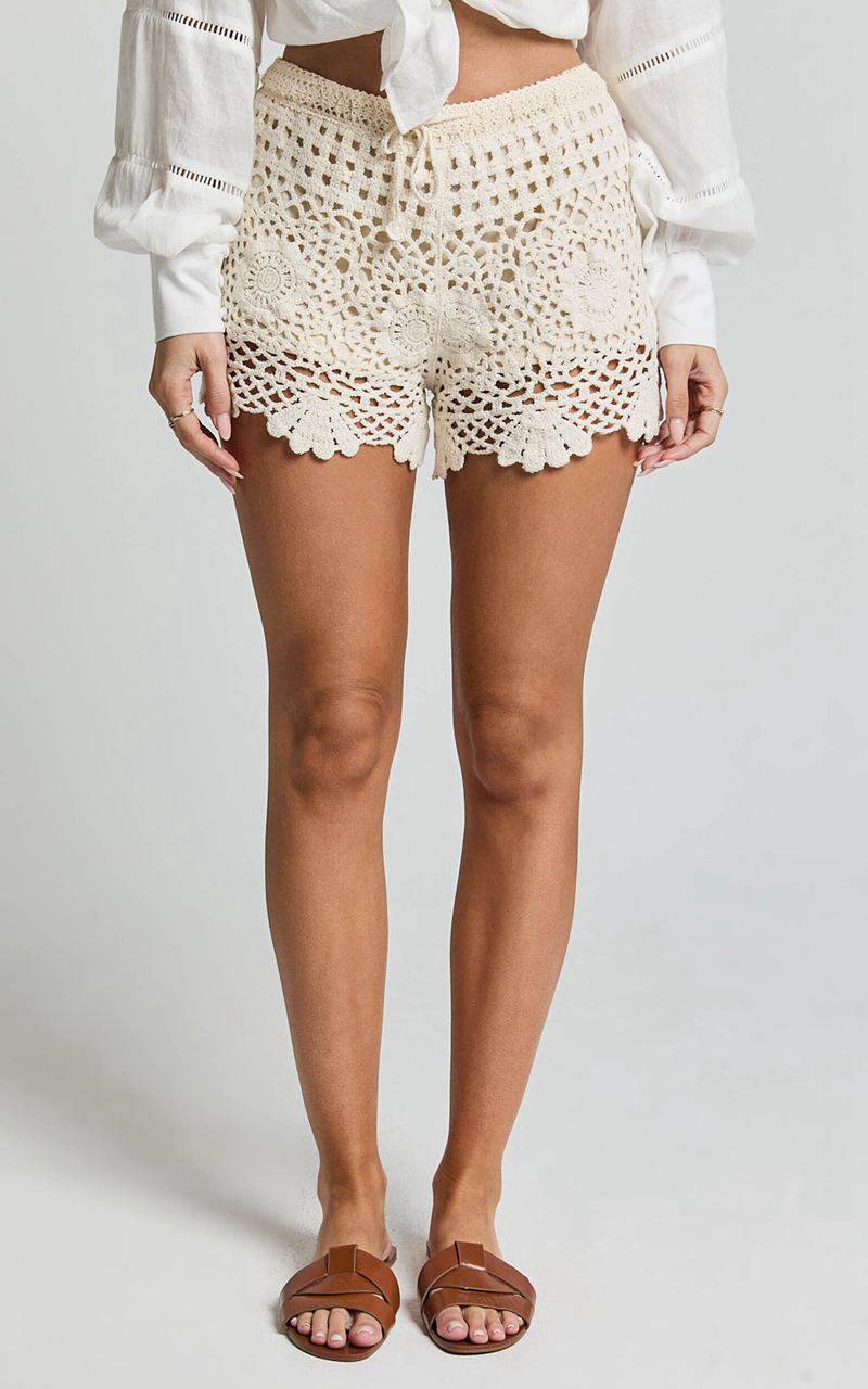 Showpo Liana Shorts - Crochet Drawstring Relaxed A Line Shorts Cream | CFLJDN832