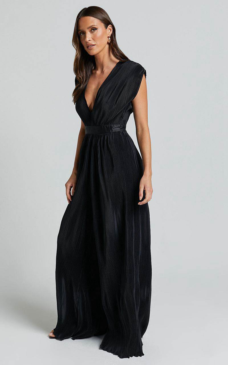 Showpo Lina Jumpsuit - Plunge Neck Pleated Wide Leg Jumpsuit Black | UKNDQE398