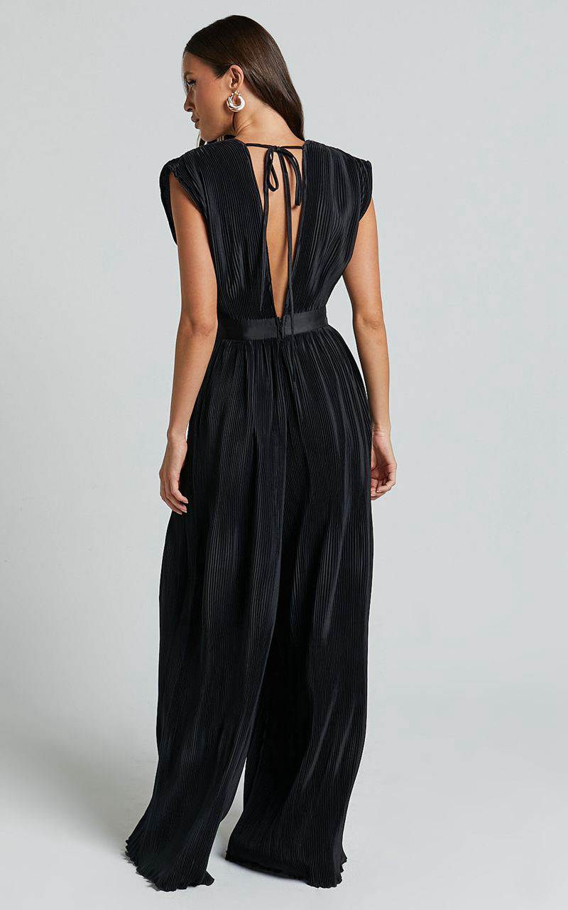 Showpo Lina Jumpsuit - Plunge Neck Pleated Wide Leg Jumpsuit Black | UKNDQE398