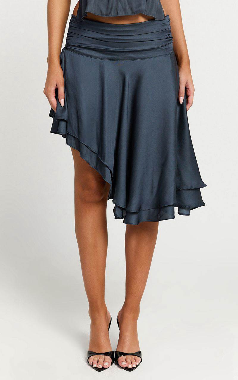 Showpo Lioness - Legacy Midi Skirt Navy | SFRBIO189