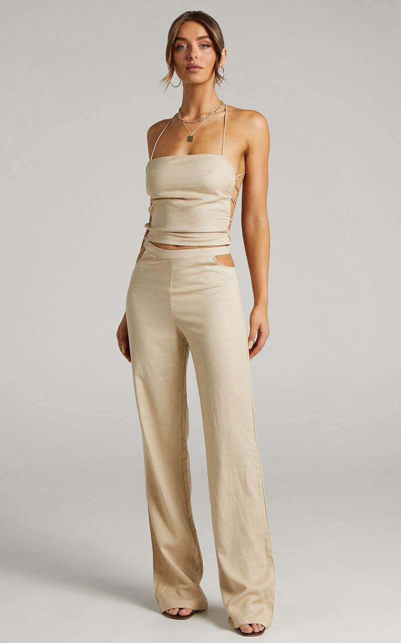 Showpo Lioness - Mid Rise Giza Cut Out Pant Wheat | NQSRBV680