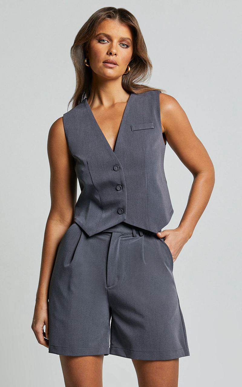 Showpo Lorcan Vest - Tailored Vest Charcoal | ZVYFLH453