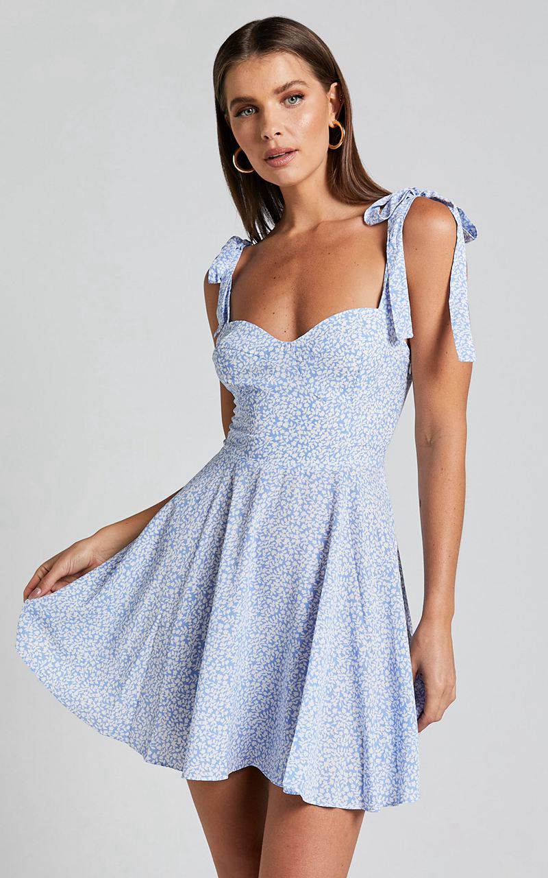 Showpo Lorreta Mini Dress - Tie Shoulder Sweetheart Dress Dusty Blue Floral | LRCHMQ293