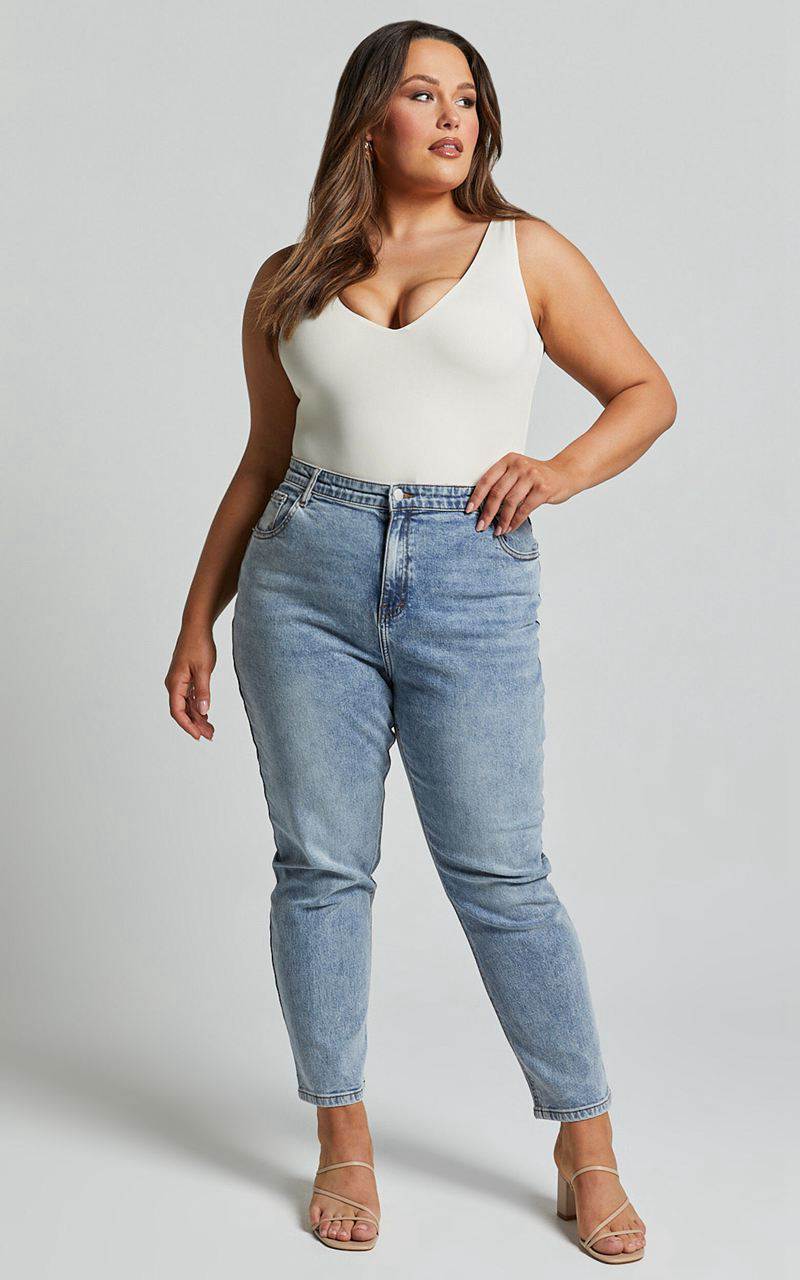 Showpo Lucilla Jeans - High Waisted Contour Fitted Denim Jeans Mid Blue Wash | JZADOY869