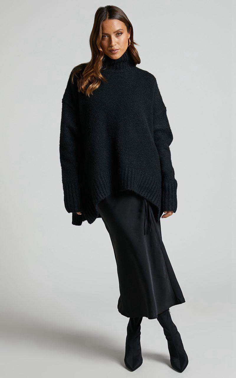 Showpo Luella Jumper - Oversized Turtle Neck Jumper Black | RFNETG617