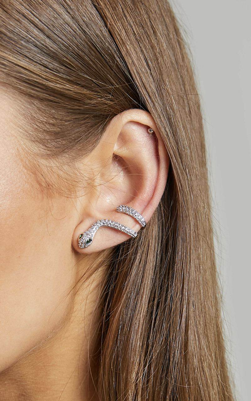 Showpo Lulah Diamante Snake Single Stud Earring Silver | QZBXTM047