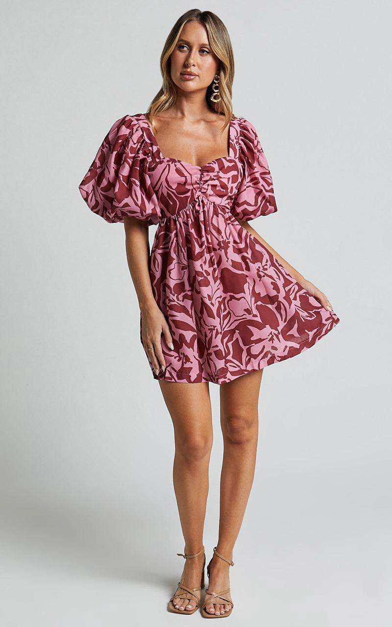 Showpo Lydie Mini Dress - Sweetheart Short Balloon Sleeve Ruched Bodice Dress Whirlwind Floral Print | JKRUBS586